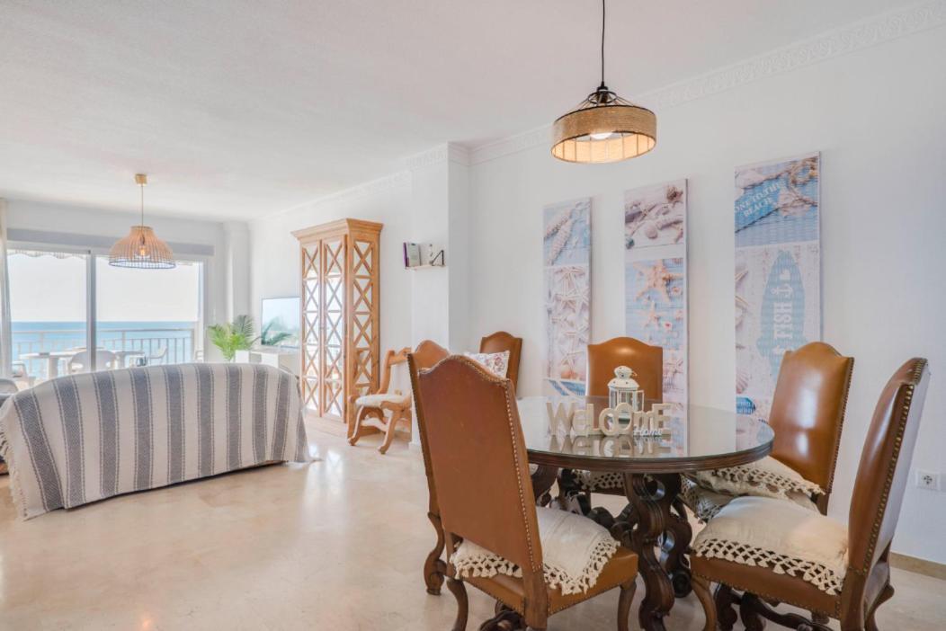 Family Aguamarina Front The Sea Free Parking Apartment Fuengirola Ngoại thất bức ảnh