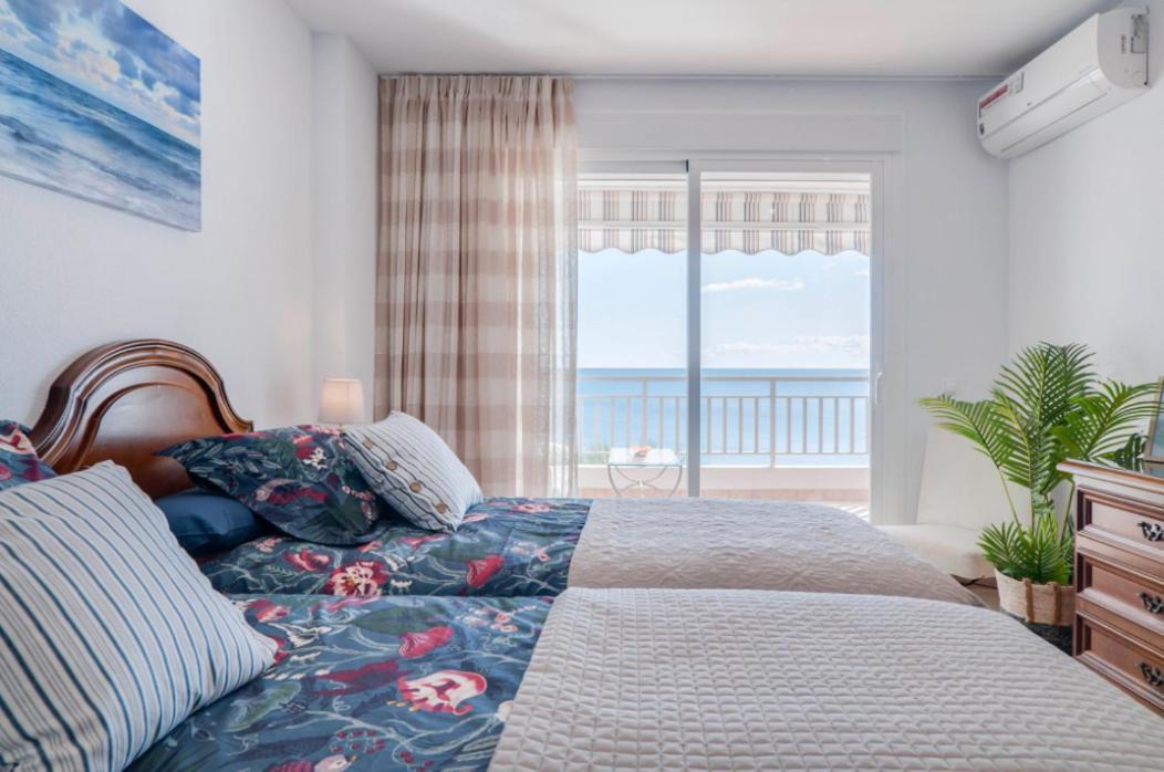 Family Aguamarina Front The Sea Free Parking Apartment Fuengirola Ngoại thất bức ảnh